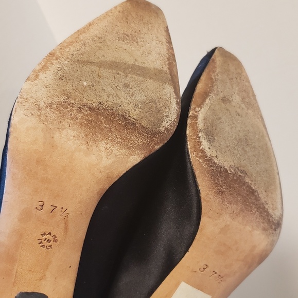 ST.John Black & Multi Color Emblished Satin Pumps - Picture 5 of 8